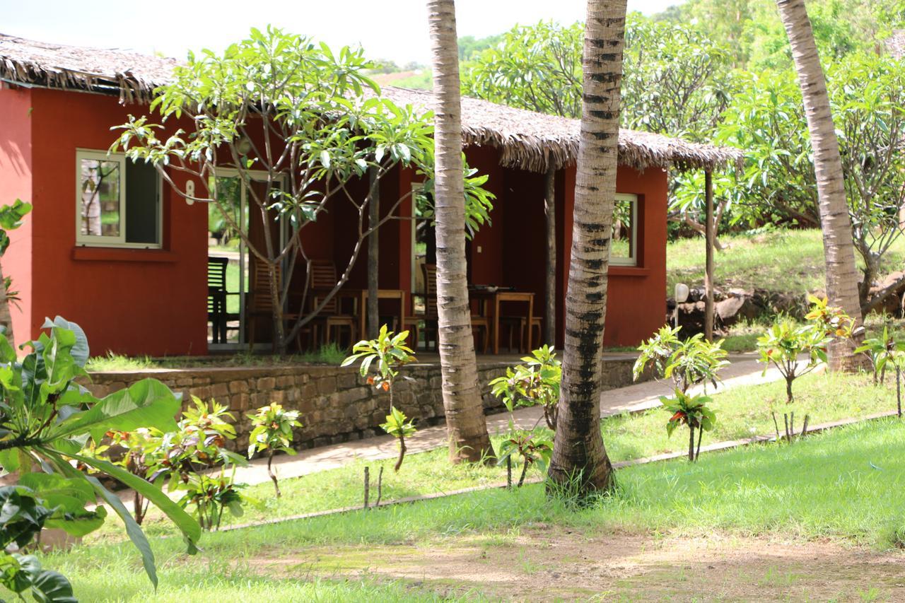 Hotel De La Baie Antsiranana Exterior foto